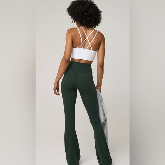 Aerie AE High-Waisted Flare Crossover V waist leggings Pants - Forest Green - Picture 2 of 12